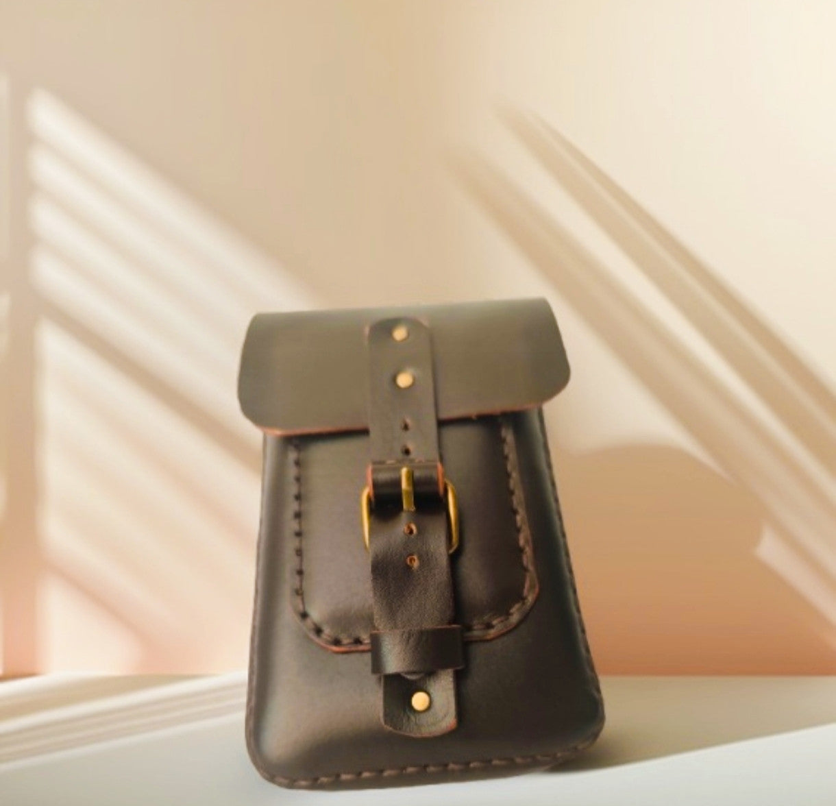 Leather belt bag
