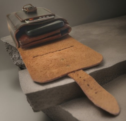 Leather belt bag