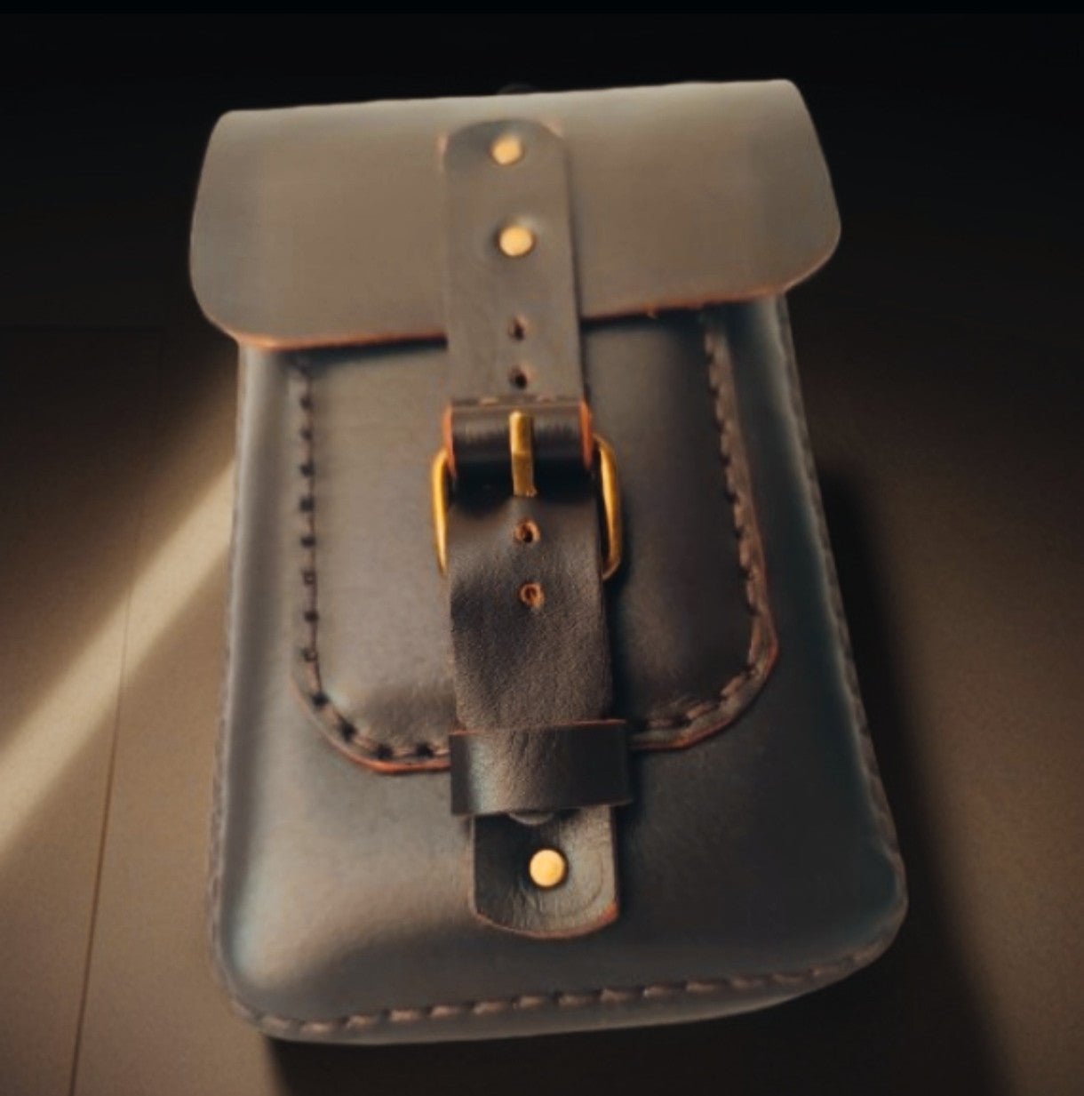 Leather belt bag